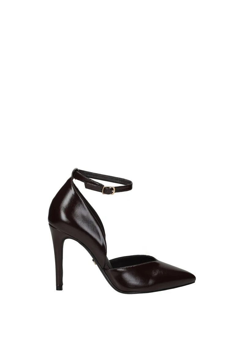 Décolleté classiche a punta con tacco alto a stiletto