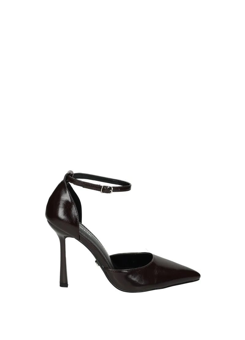 Scarpe décolleté alte da donna con tacco scultoreo e profilo glamour