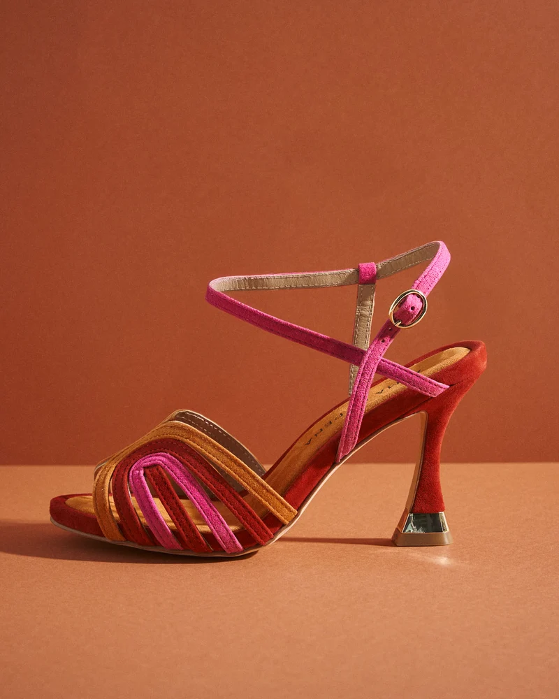SANDALIA TACON TIRAS MULTICOLOR