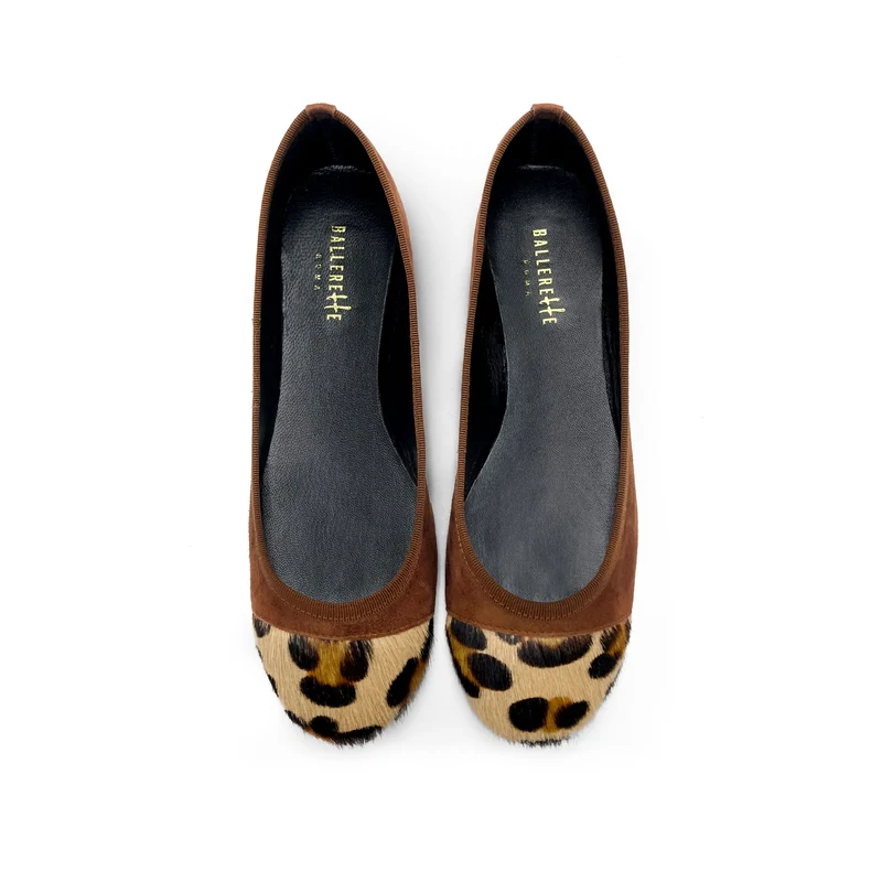 Ballerine marroni in camoscio con punta animalier