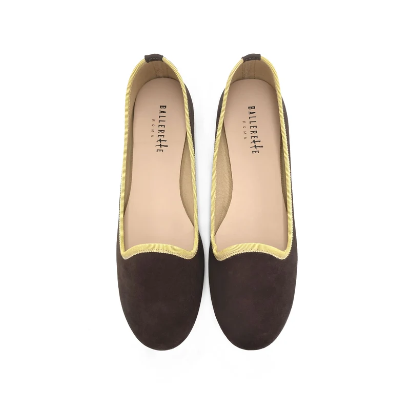 Slippers donna in camoscio marrone testa di moro e dettagli gialli