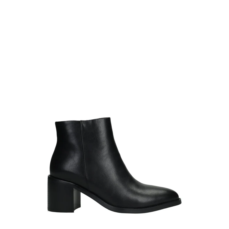 Stivaletti.Tacco alto 7cm