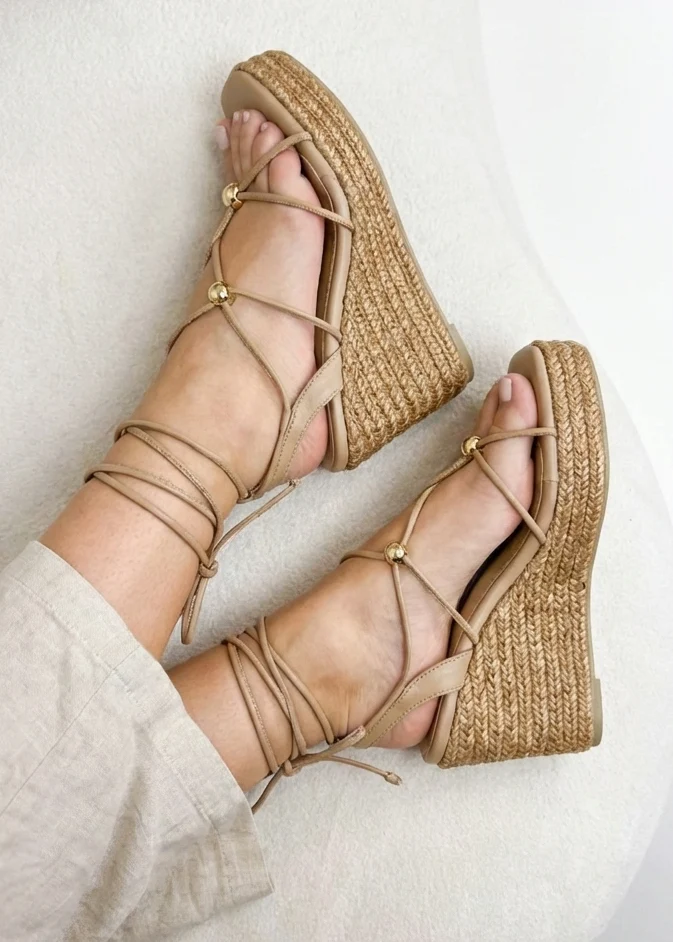 Sandali donna camel in PU con zeppa alta