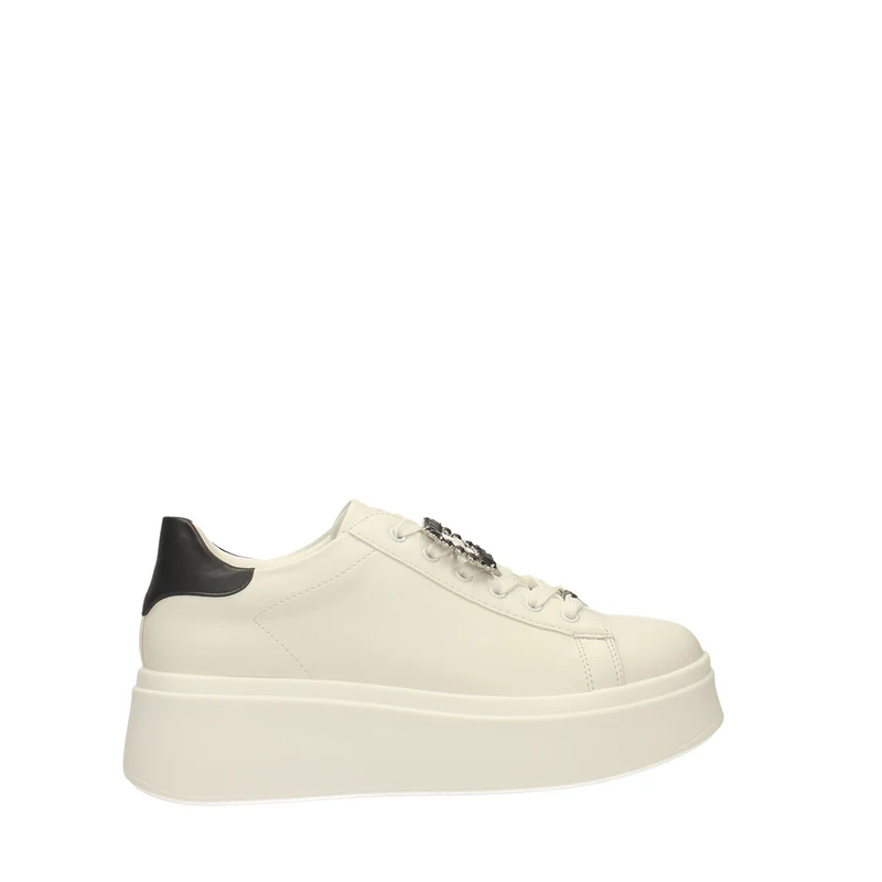 Sneakers con gioiello