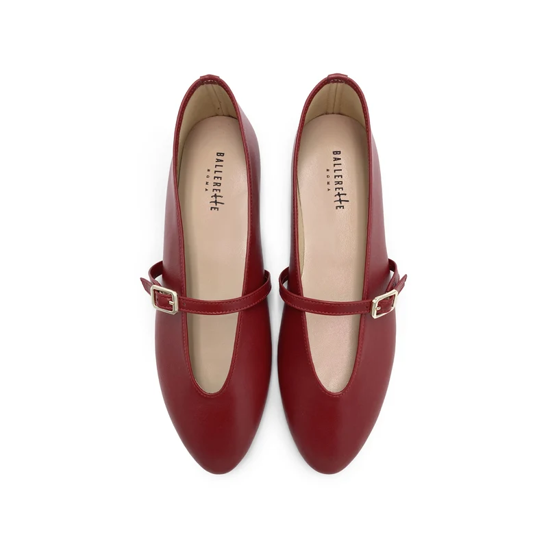 Ballerine rosse in pelle con scollo a V e cinturino