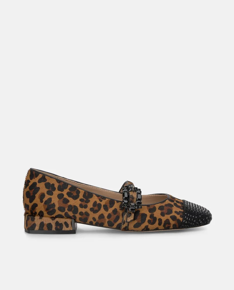 ZAPATO PUNTERA PEDRERÍA PLANO