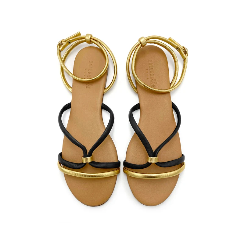 Sandali bassi intrecciati in pelle neri e oro