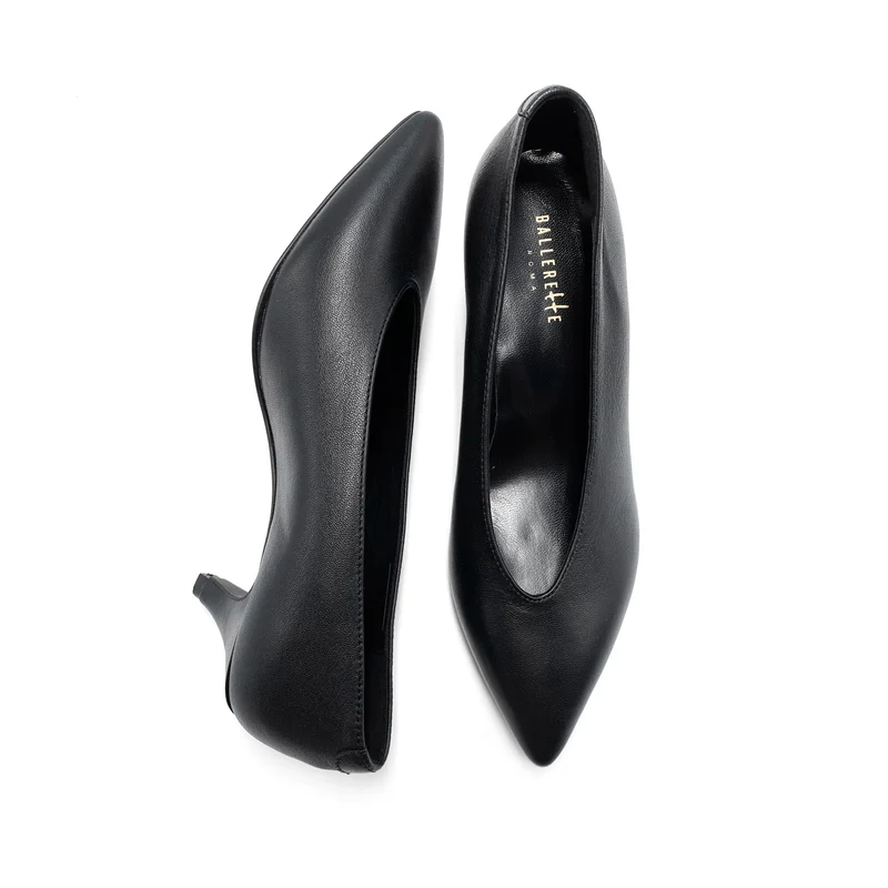 Scarpe décolleté nere in pelle con scollo a V e tacco