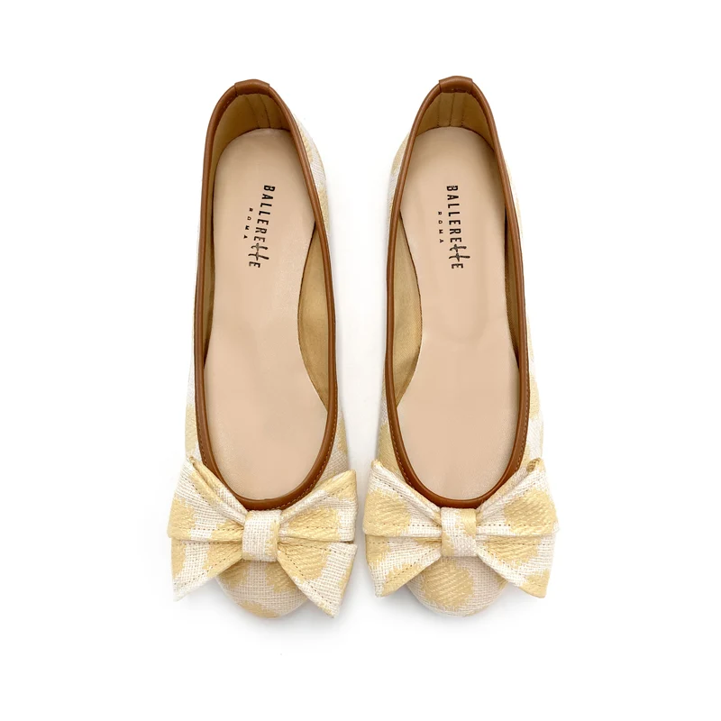 Ballerine estive in rafia a pois con fiocco