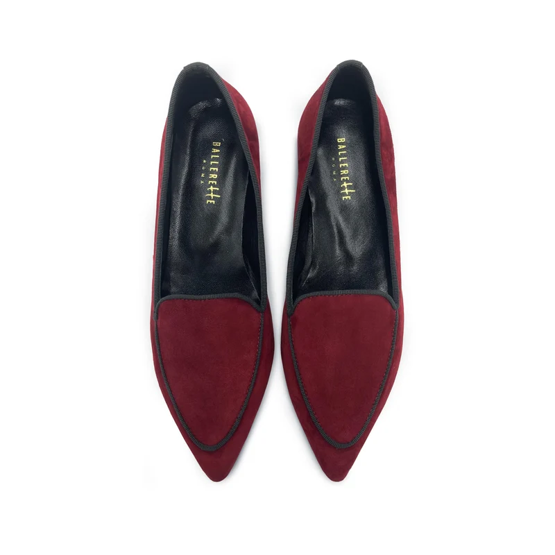 Mocassini donna in camoscio bordeaux con bordino grigio