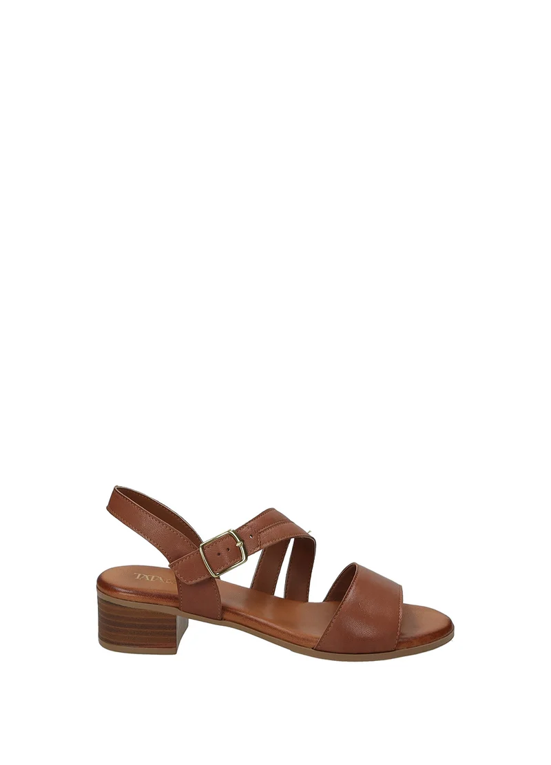 Sandali Donna Marroni in Vera Pelle con Tacco Basso