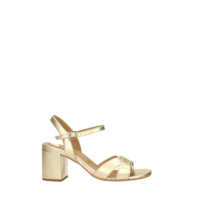 Sandali in vera pelle. Tacco alto 7.5cm