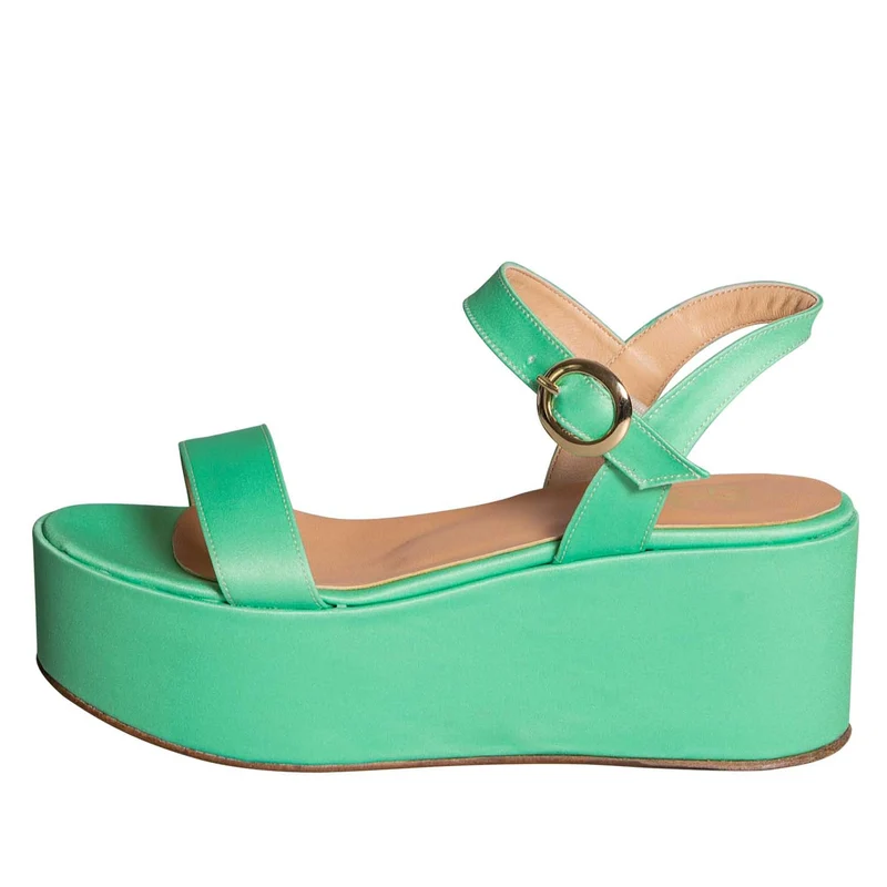 Sandali con zeppa platform raso verde