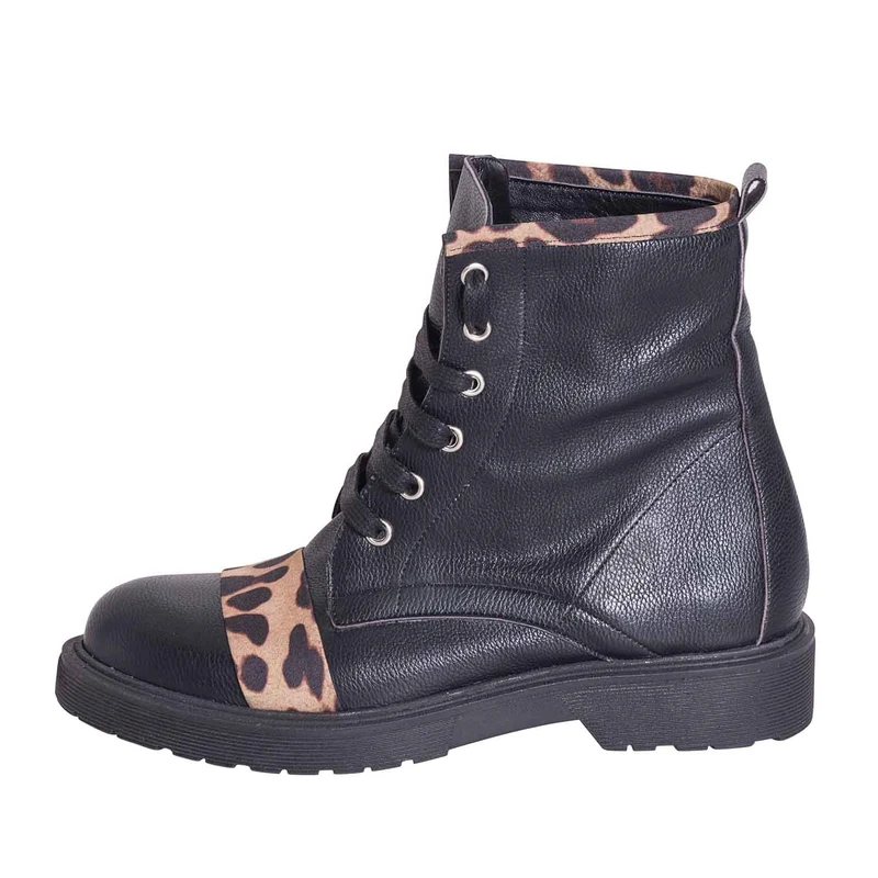 Anfibi donna neri con riporti leopardo