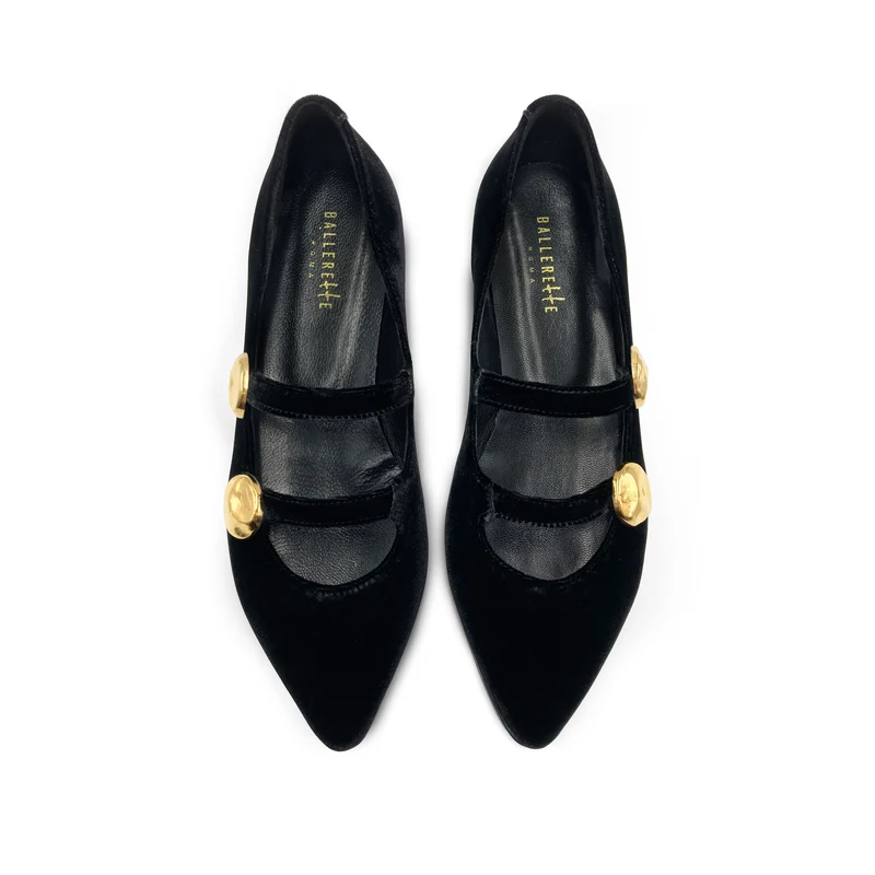 Ballerine in velluto nere con cinturini e borchie