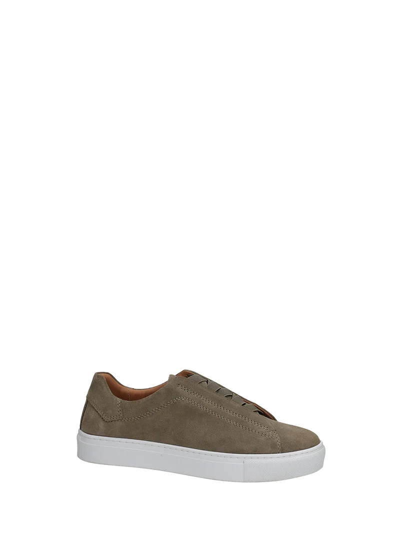 Sneakers uomo in suede con suola in gomma