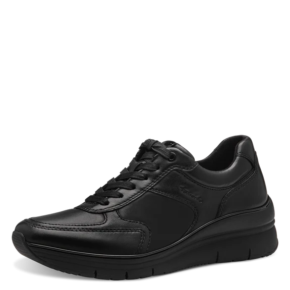 Sneaker nera con zip