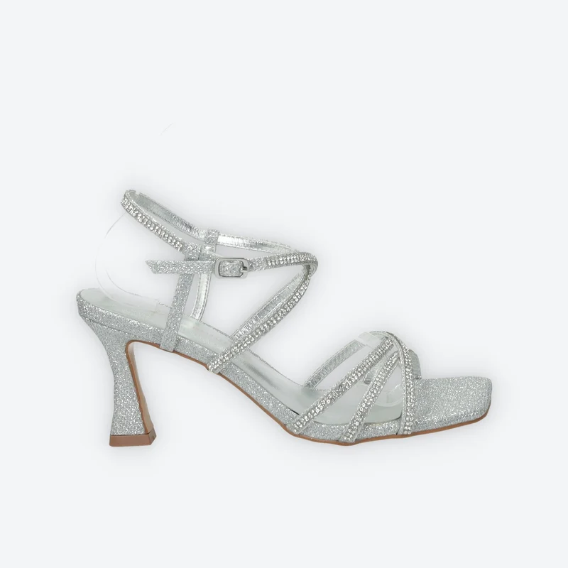 Sandali con fasce e strass. Tacco alto 7cm
