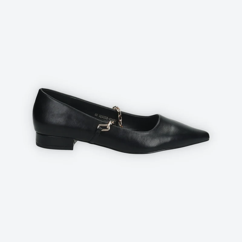 Ballerine con catena.