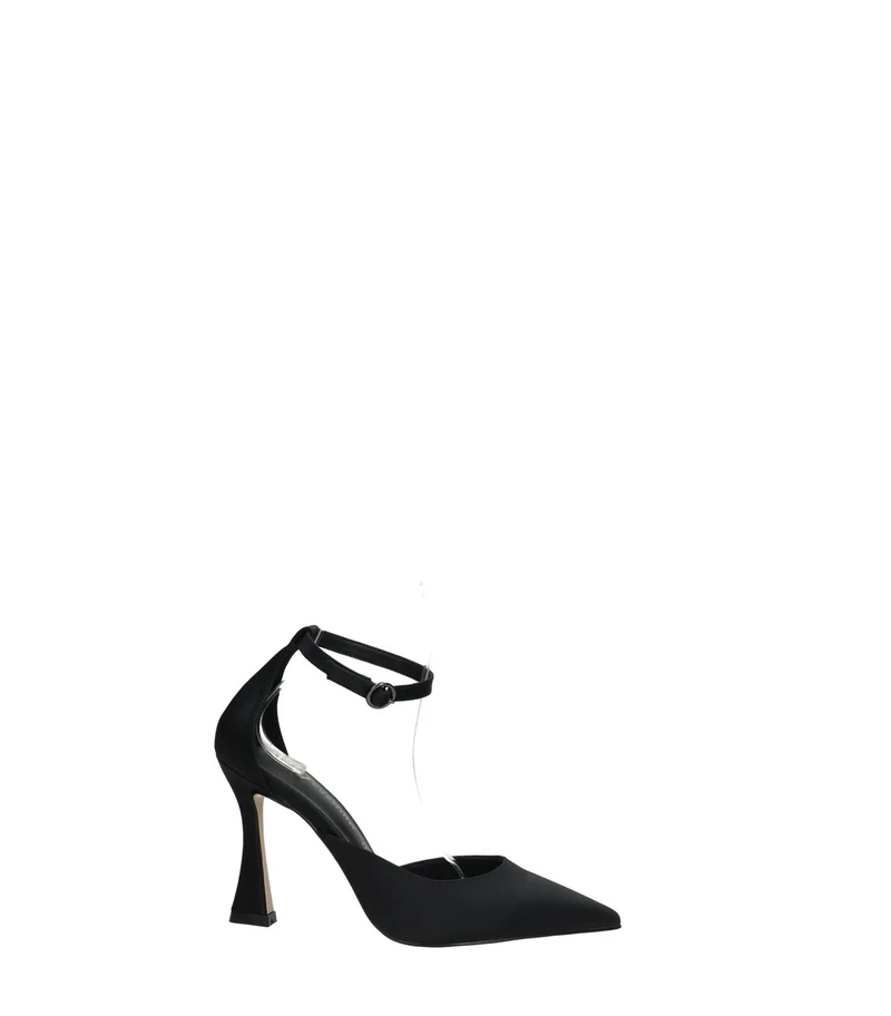 Décolleté in tessuto morbido. Tacco alto 10cm