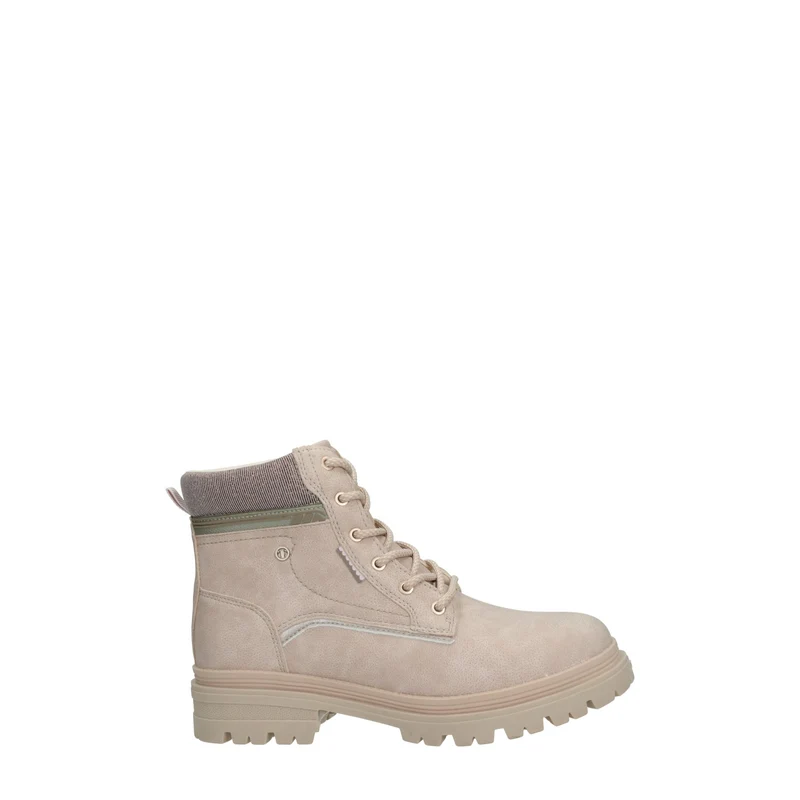 Anfibi con imbottitura. Tacco alto 3cm