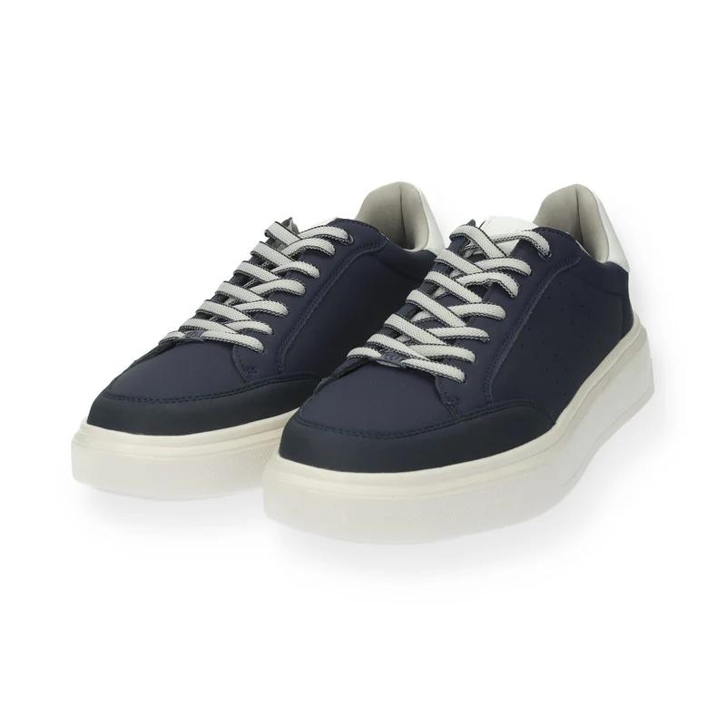 Sneakers in ecopelle con cuciture a vista