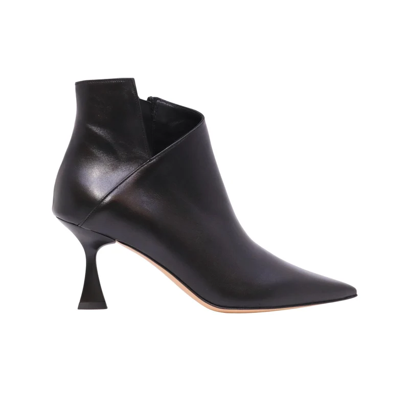 Isabelle Paris IS424 tronchetto donna in nappa nera con tacco