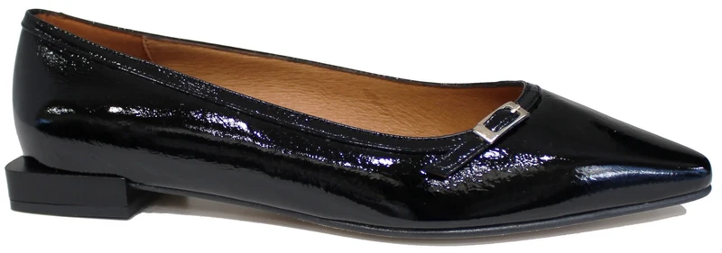 |BALLERINA A PUNTA CON FIBBIA VERNICE NERA|