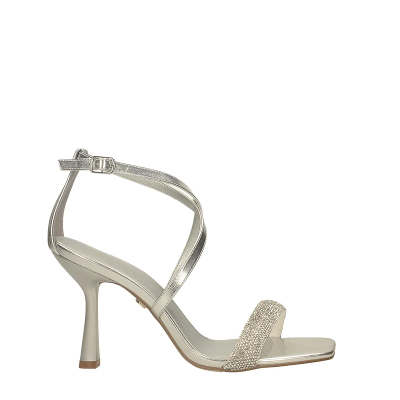 Sandali con fascia ricoperta da strass. Tacco alto 6cm