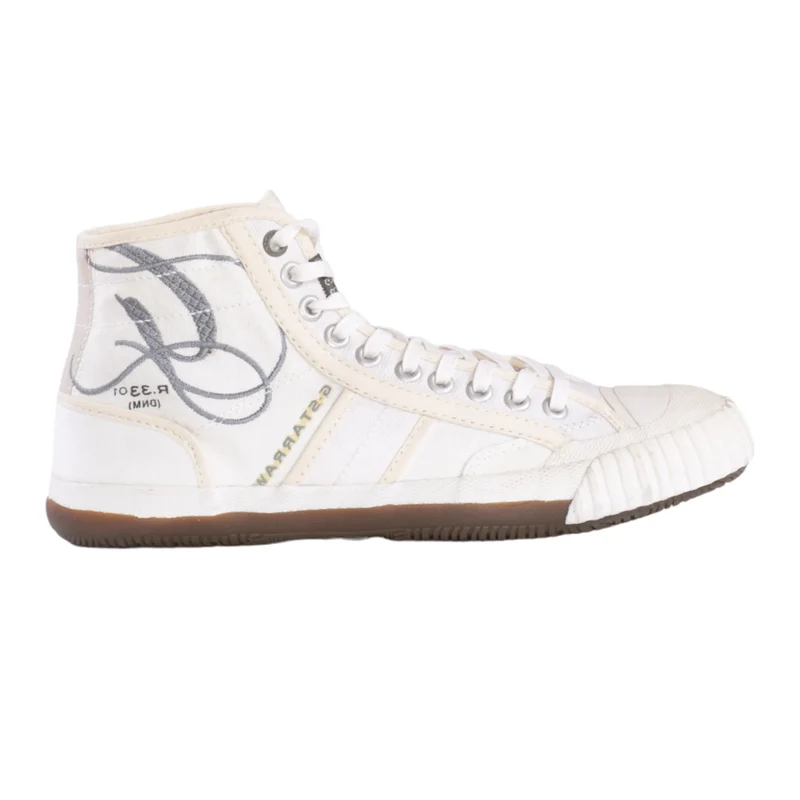 Sneakers alta con cuciture a contrasto