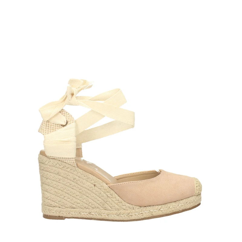 Sandali con zeppa in tela. Tacco alto 9cm