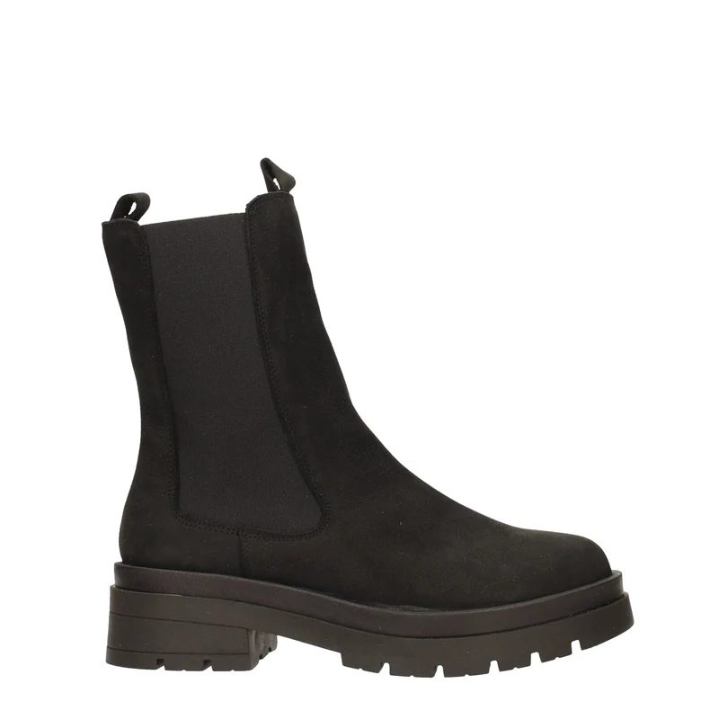 Stivaletti chelsea con suola carrarmato. Tacco alto 5cm
