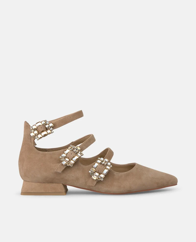 ZAPATO AFILADO HEBILLAS