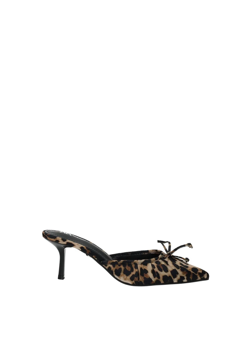 Décolleté con stampa animalier
