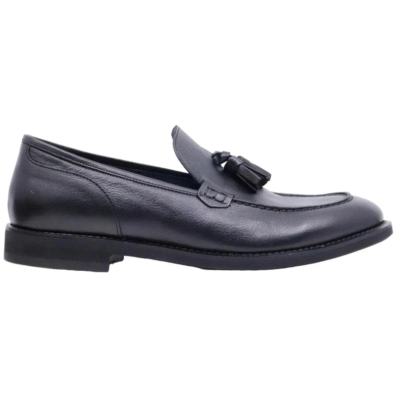 Mocassino uomo Seboy's 3542 in morbida pelle di colore nero con mappetti