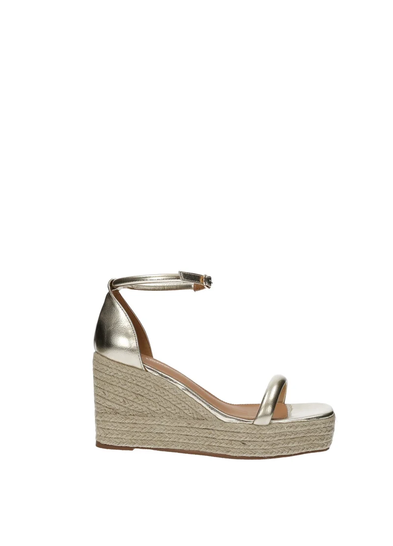Sandali con zeppa in corda