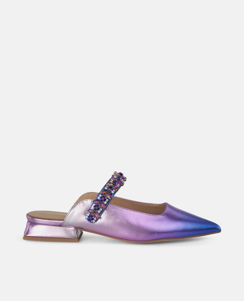 ZAPATO DESTALONADO TIRA PEDRERÍA
