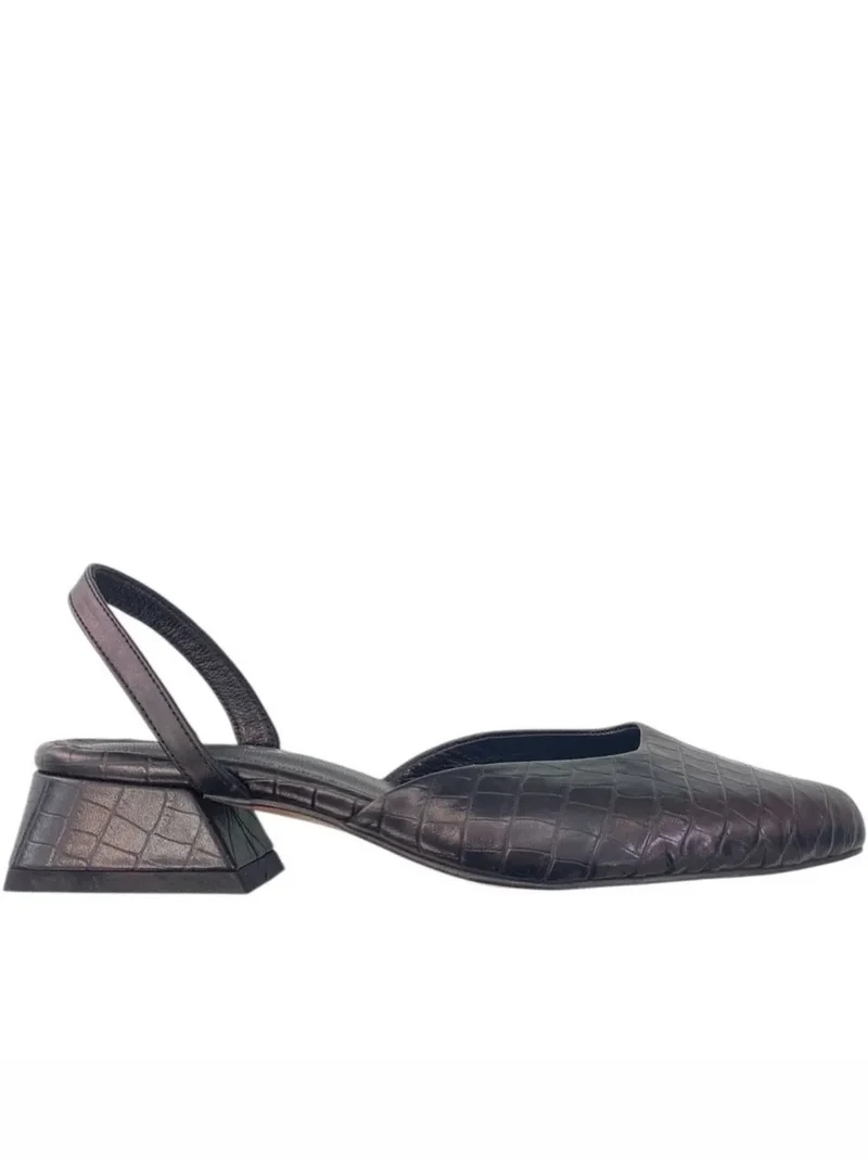 Ballerina in pelle