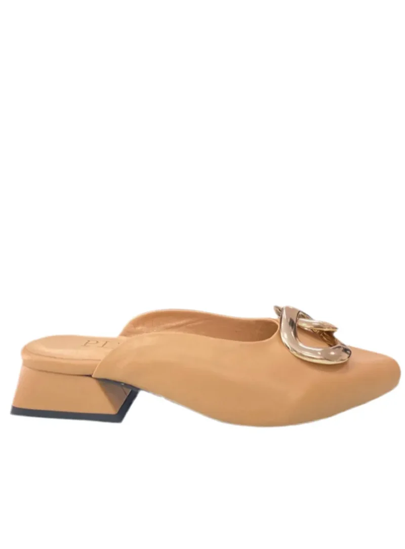 Ballerina con dettaglio oro