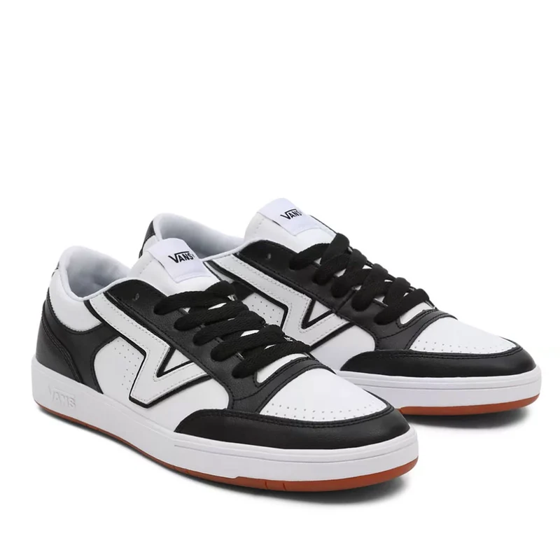 Scarpe Uomo VANS Sneakers Lowland CC Two Tone in Pelle colore Black e White