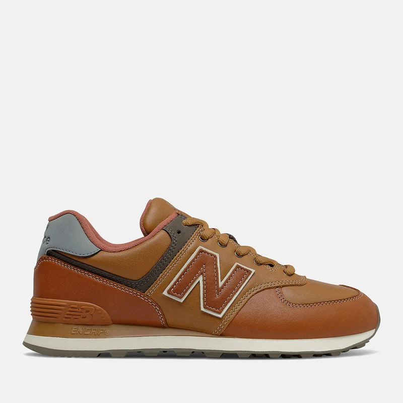 Scarpe Uomo NEW BALANCE Sneakers 574 in Pelle Premium colore Cognac
