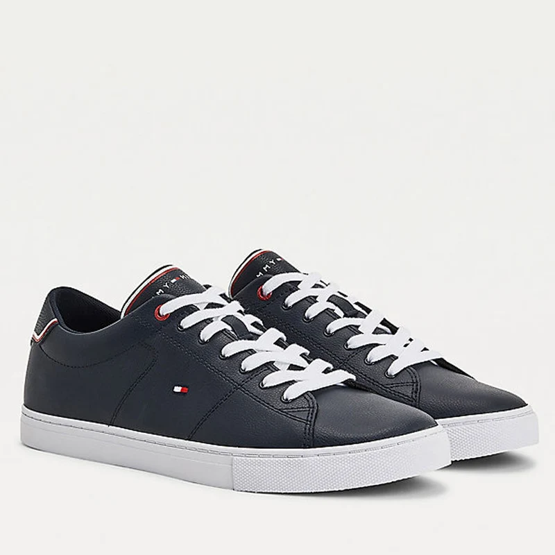 Scarpe Uomo TOMMY HILFIGER Sneakers linea Essential in Pelle colore Desert Sky