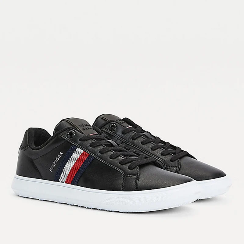 Scarpe Uomo TOMMY HILFIGER Sneakers linea Essential Cupsole in Pelle Nera
